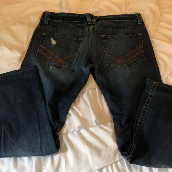 William Rast sz 32 distressed bootcut jeans