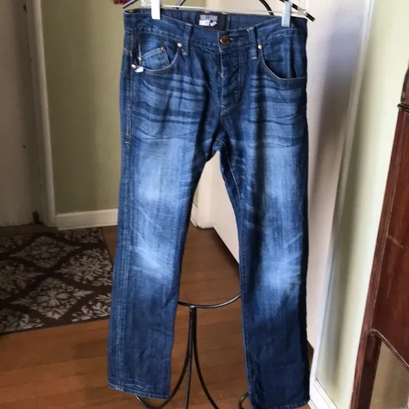 William Rast Jean men 30 x 32 taper button fly