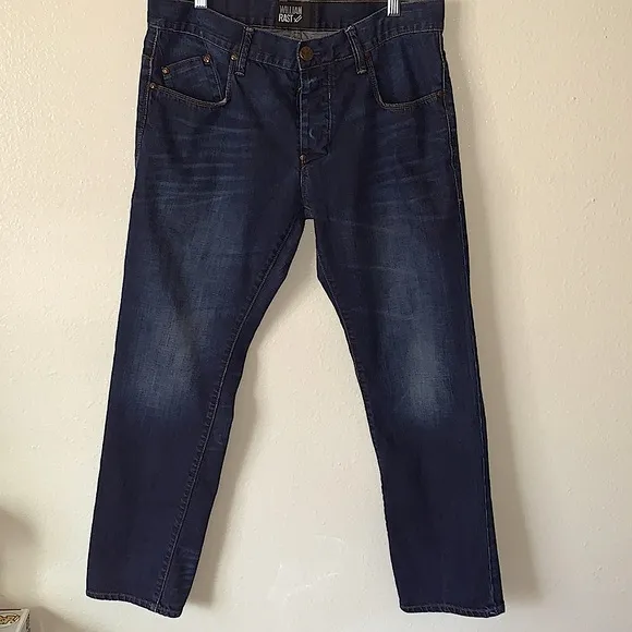 WILLIAM RAST TAPER JEANS SIZE 34/30