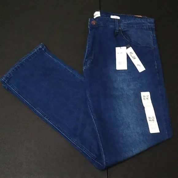 (NWT) William Rast Jeans Slim Fit Men's 38x32
          
      NWT