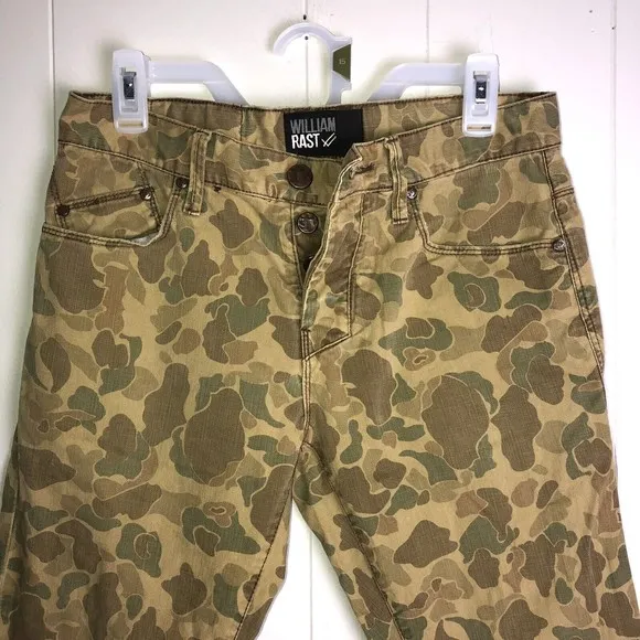 William Rast Men’s 30X32 Taper Camo Button Fly Jeans Camo Straight Leg
