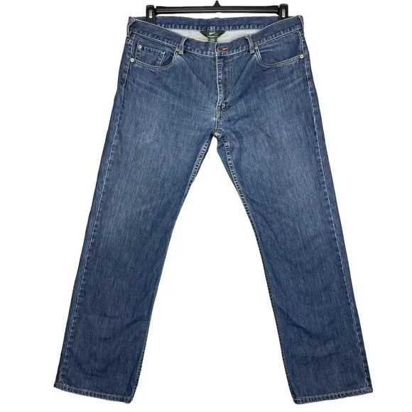 Woolrich Jeans Mens Size 38x32 Classic Fit Medium Wash Denim