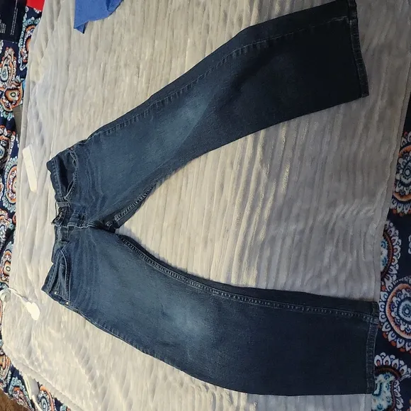 Men's Wrangler slim straight jeans
