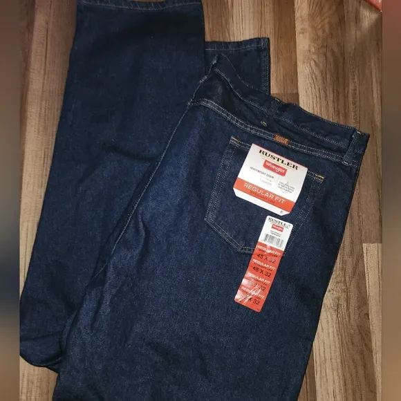 NWT! Mens Rustler Wrangler jeans Dark Wash 48 x 32 Hard to find size!
          
      NWT