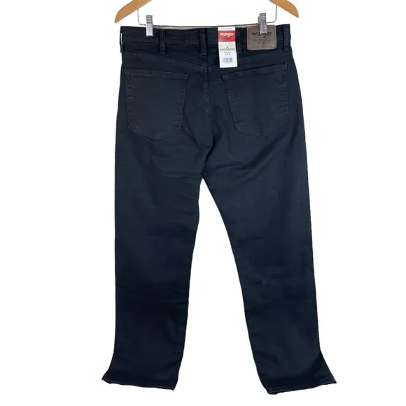 Wrangler Authentics Classic Jeans Mens 34 x 30 Black Denim Cotton Brand New
          
      NWT