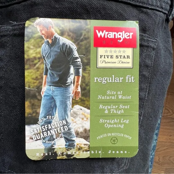 Men’s Wrangler five star black regular fit jeans size 48 x 29 nwt
          
      NWT