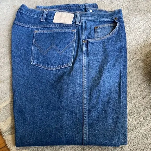 Men’s Wrangler Jeans 42X30 Good Condition