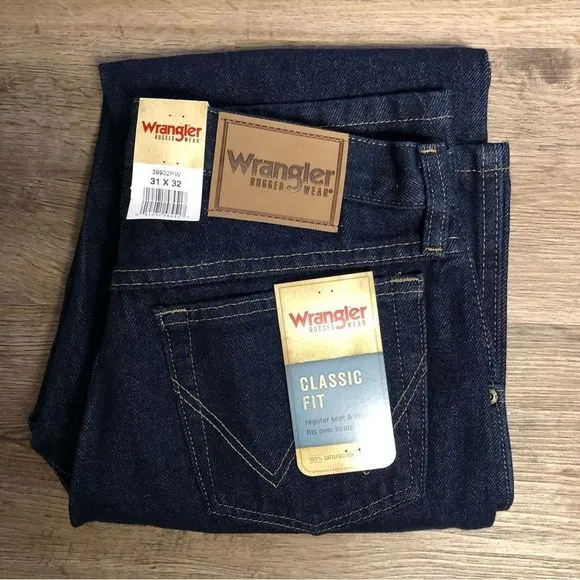 Wrangler Rugged Wear Classic Fit Men’s Jeans Size 31 x 32, NWT
          
      NWT