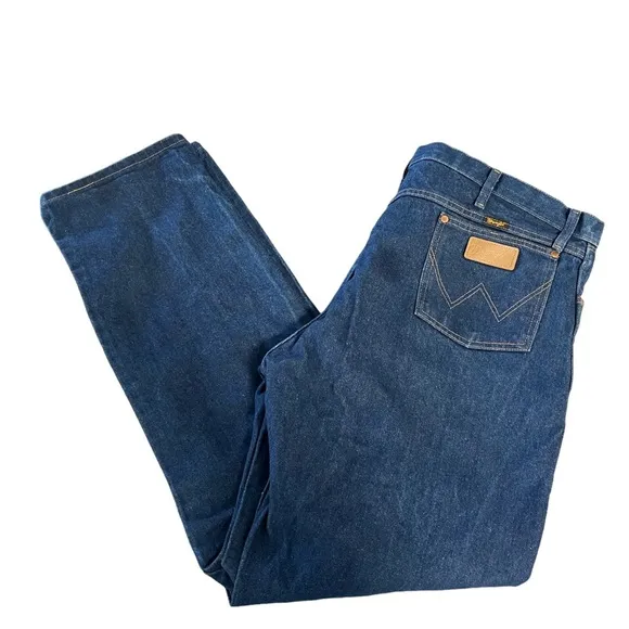 vintage wrangler jeans 44 x 34 light stains dark wash