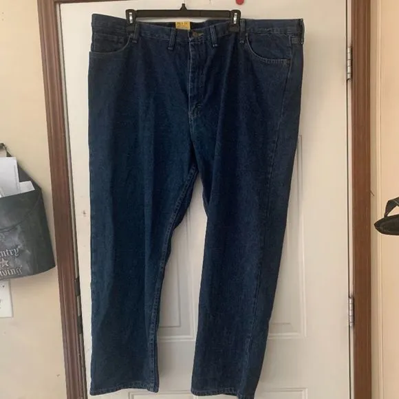 Wrangler Mens Big and Tall Relaxed Fit Jeans Size 52x30 NEW
          
      NWT