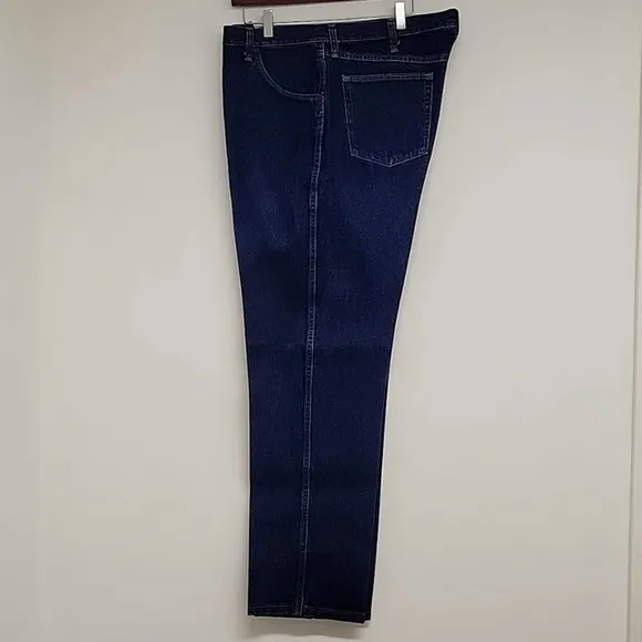 Wrangler Jeans Size 40 x 32 Heavy Duty Work Jeans Dark Denim (NWOT)