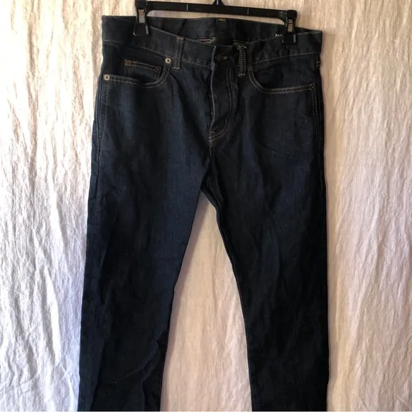 Saint Laurent Paris Mens Luxury jeans dark wash. Like new size 31