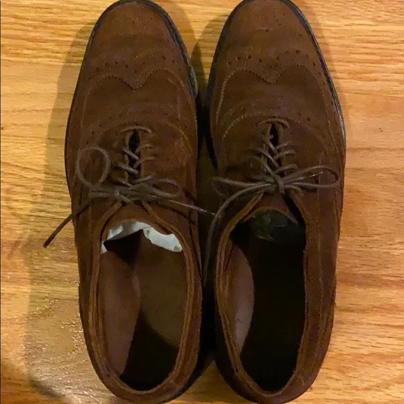 Women’s Allen Edmonds CUSTOM Wingtip suede 8.5/9