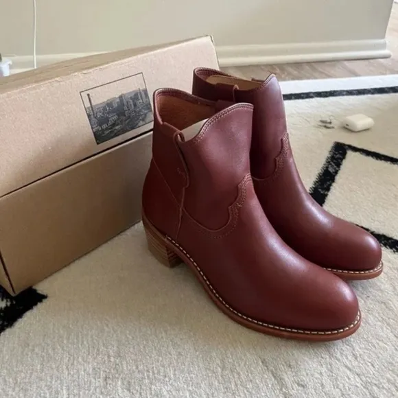 Red Wing Inez Boots, Size 8
          
      NWT