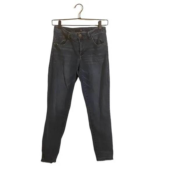 1822 Denim Dark Wash Raw Hem Skinny Jeans Size 10