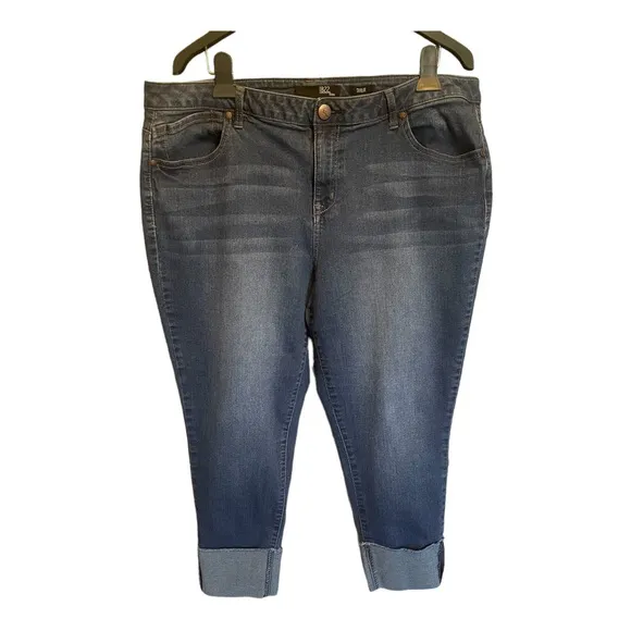 1822 Denim Women’s Taylor Plus Size Cuffed Blue Jeans