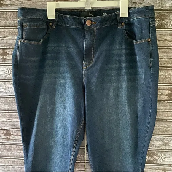 1822 Denim Adrianna Skinny Jeans Size 24W