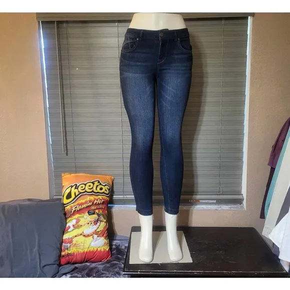 Vintage 1822 denim ankle skinny
          
      NWT