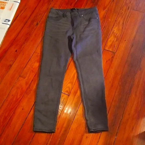 1822 charcoal Gray skinny jeans size 10
