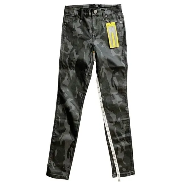 1822 Denim High Rise Ankle Skinny Camo Jeans!
          
      NWT
