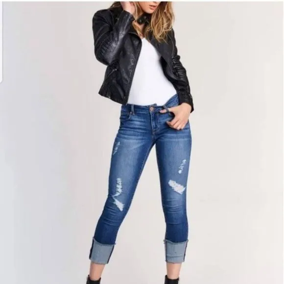 1822 Denim Taylor Distressed Rolled Cuff Capri Length Jeans Size 6