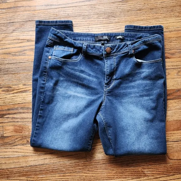 1822 Denim Adrianna Blue Medium Wash Low Rise Skinny Crop Jeans Size 14