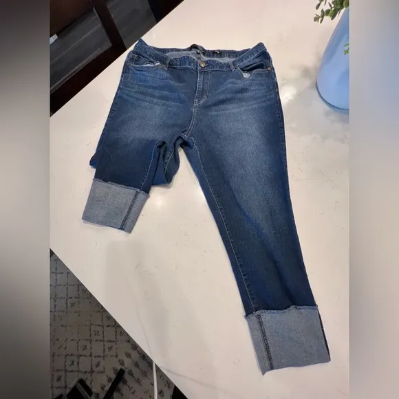 1822 Women’s  Capri size 20W