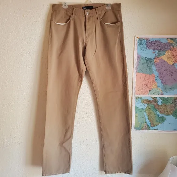 3x1 Mario Jeans Size 33