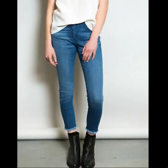3 x 1 Crop Skinny Fray Jeans in Dundee 31