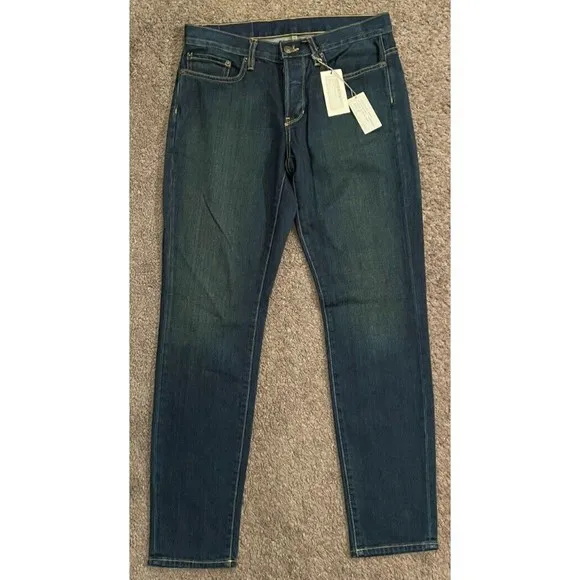New with Tags! Women's 6397 Baggy 2 Year Wash Button Fly Blue Jeans Size 25
          
      NWT