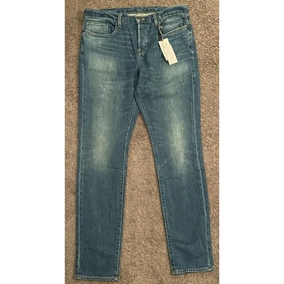 New with Tags! Women's 6397 Classic Vintage Blue Baggy Jeans Size 29
          
      NWT