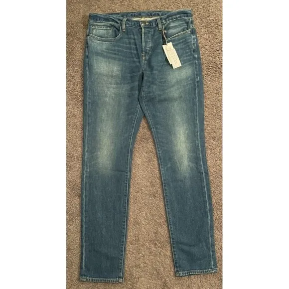 New with Tags! Women's 6397 Classic Vintage Blue Baggy Jeans Size 27
          
      NWT