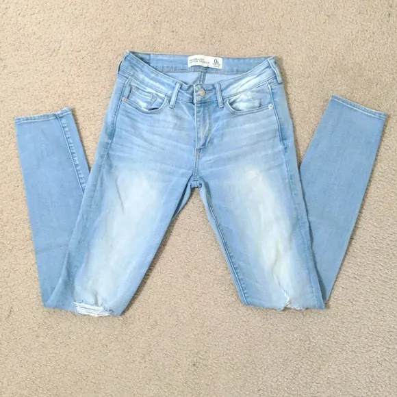 Abercrombie & Fitch, distressed light blue super skinny jeans, size 0R