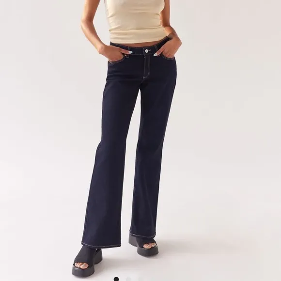 NWT Urban Outfitters ABrand A 99 Low Rise Bootcut Jeans Alice y2k Dark Wash 28
          
      NWT