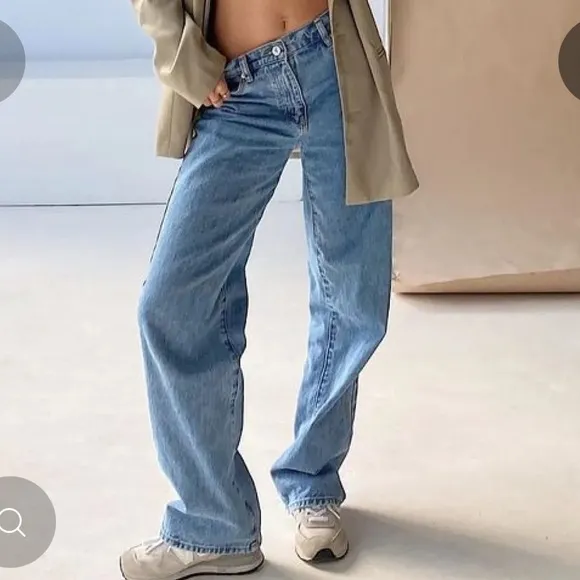 Abrand Slouch Jean
          
      Boutique