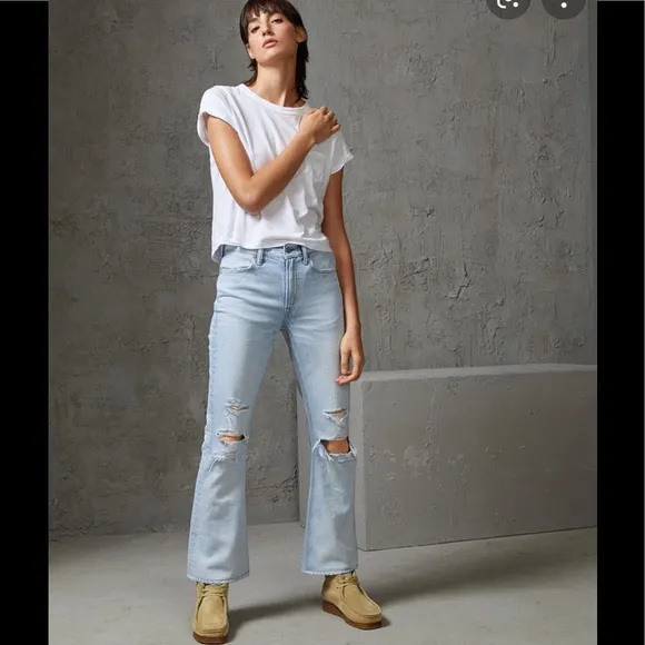 NWOT AE77 Women's Crop Flare Designer Denim Jeans
          
      Boutique