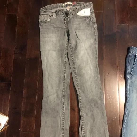 Aeropostale Bayla Gray Skinny Leg Jeans size 1/2