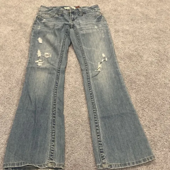 Aeropostale Distressed Jeans