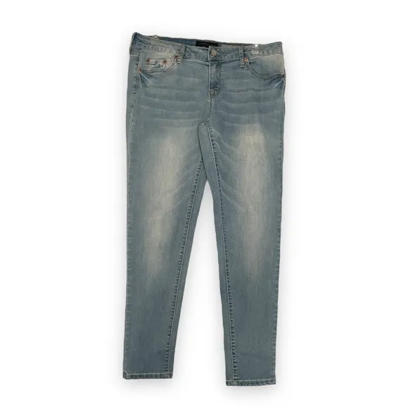 Aeropostale Skinny Jeans Denim Jegging Faded Medium Wash 12 REG