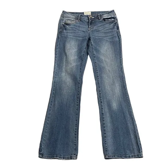 Y2K Vintage Aeropostale Low Rise Bootcut Jeans SHORT