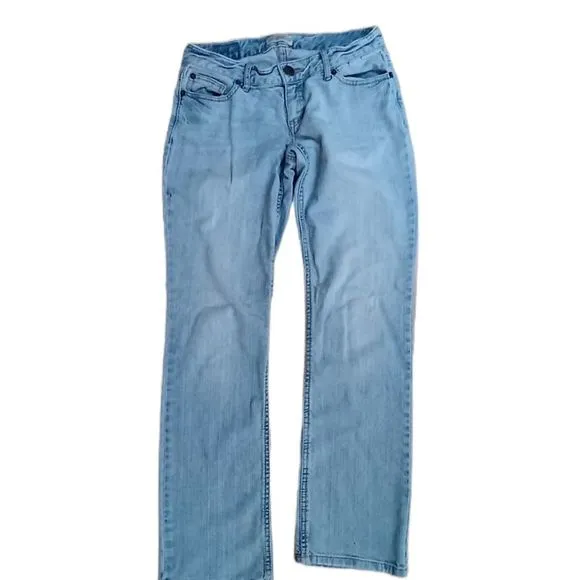 Aeropostale Chelsea Bootcut Denim Jeans  1/2 Short Med