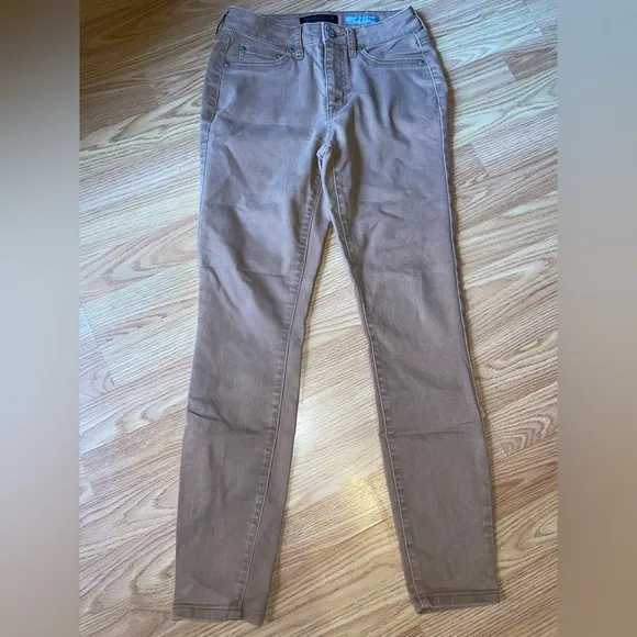 Aeropostale women’s high waisted jeggings size 2