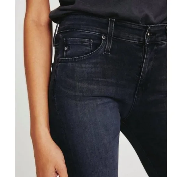 Ag the Farrah Skinny Contour 360 High Rise Skinny size 24R
