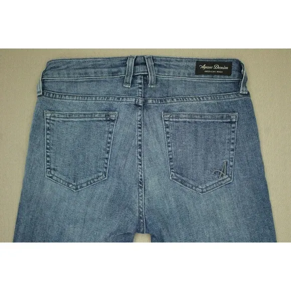 Agave Paloma Classic Cut Crop Jeans Size 26
          
      NWT