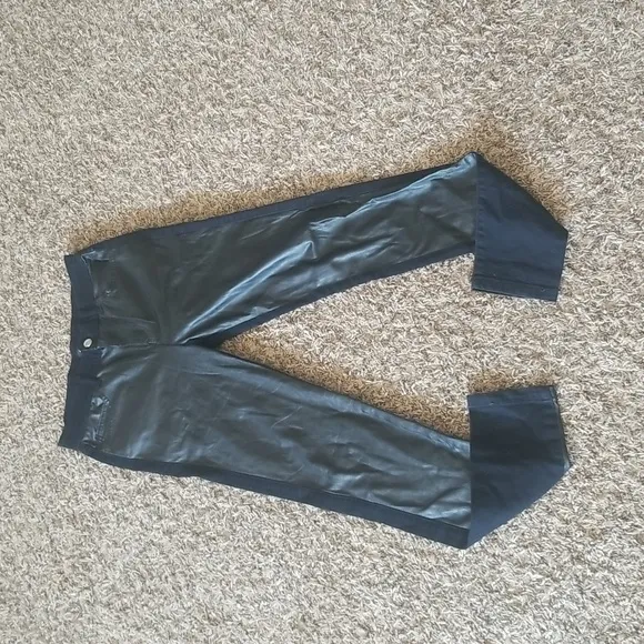 Alexander mqueen size 26