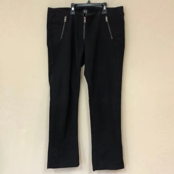 Alexander McQueen black low rise zipper Straight Leg black Size 30