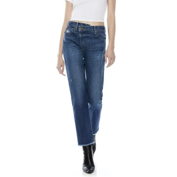 𝅺Alice + Olivia Amazing Asymmetrical Jean Size 24
          
      NWT