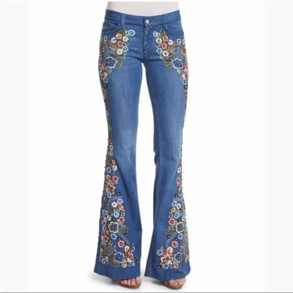 Alice + Olivia Ryley Embellished Flare Leg Jeans Size 27 RARE
