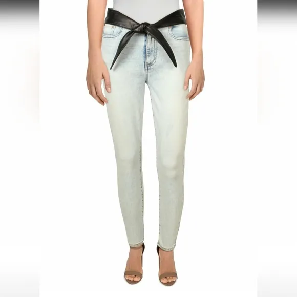 NWT Alice + Olivia Women's High Waist Leather Trim Skinny Jeans Size 31" Waist
          
      NWT