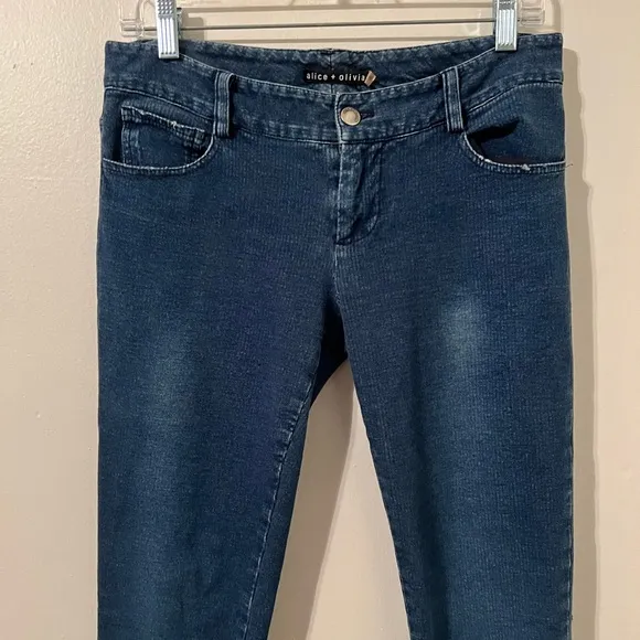 Alice + Olivia Skinny Jeans Size 6 EUC